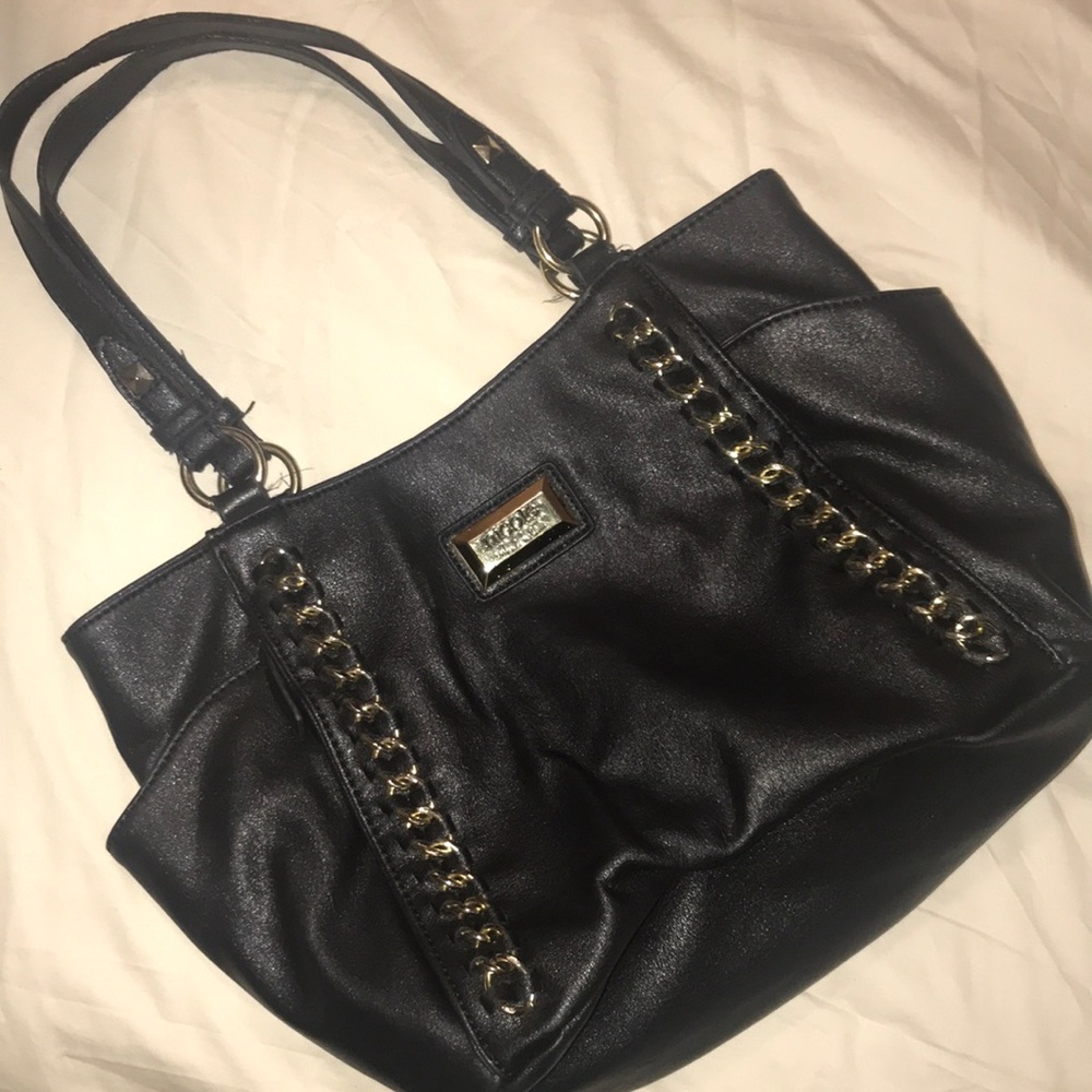 Black shoulder purse